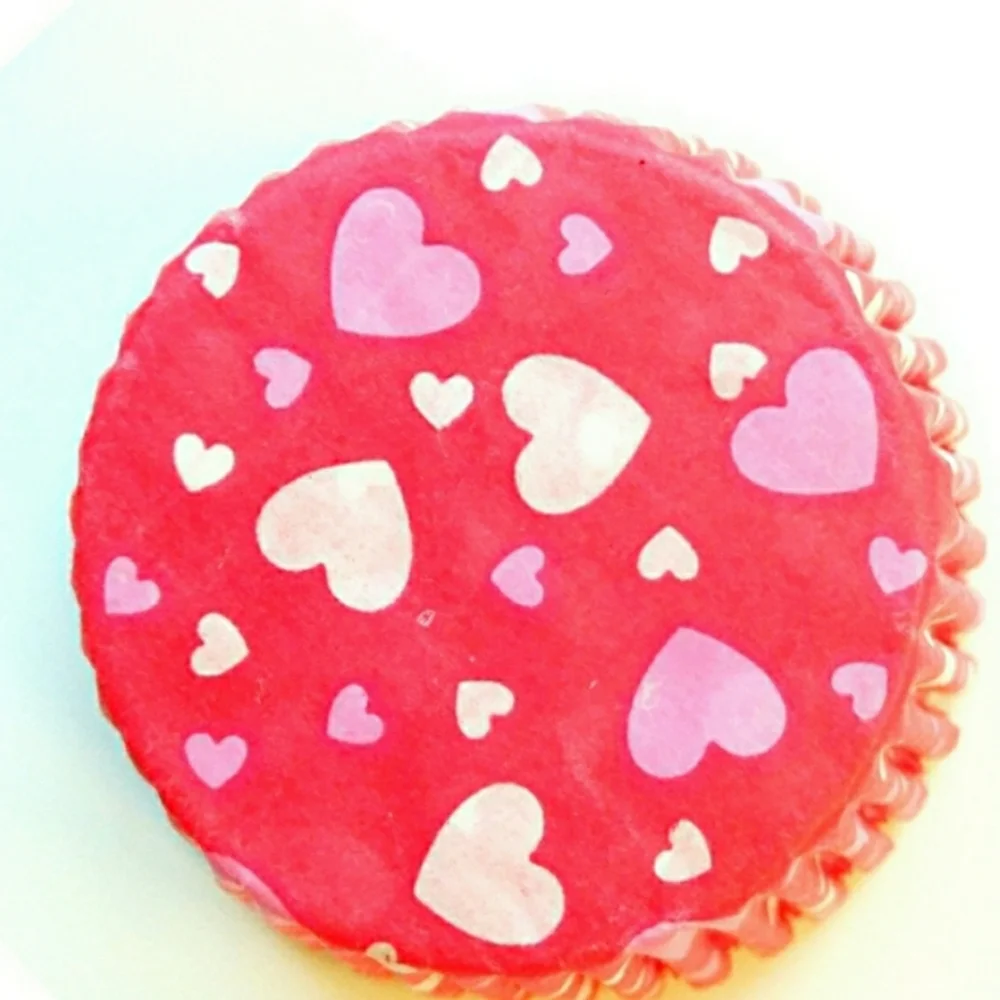 500 Heart Large Muffin Cupcake Baking Papers.